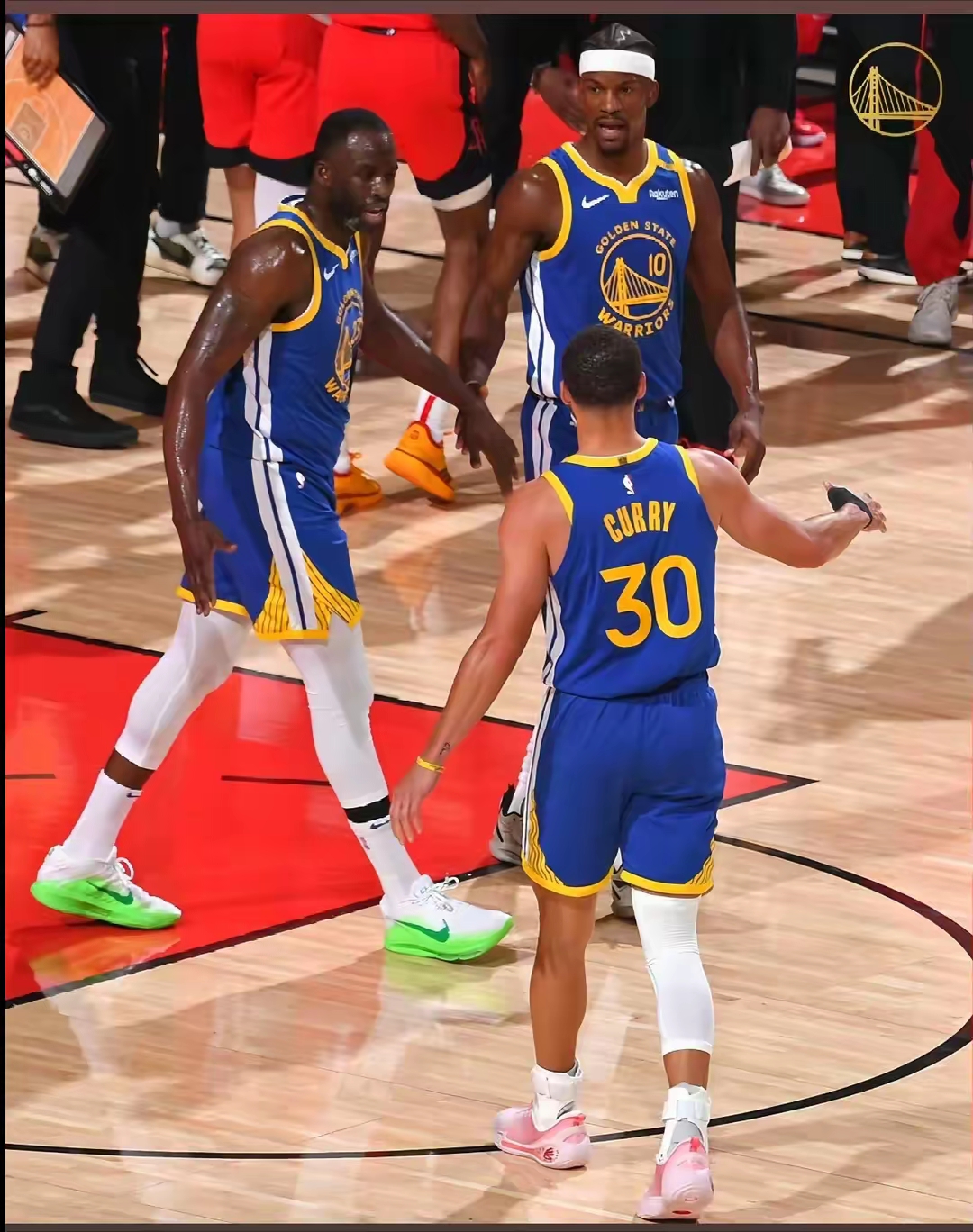 中欧体育官网关于集结日金州勇士备战NBA总决赛，遗憾出局细节曝光，媒体盛赞，身体对抗强度拉满的信息