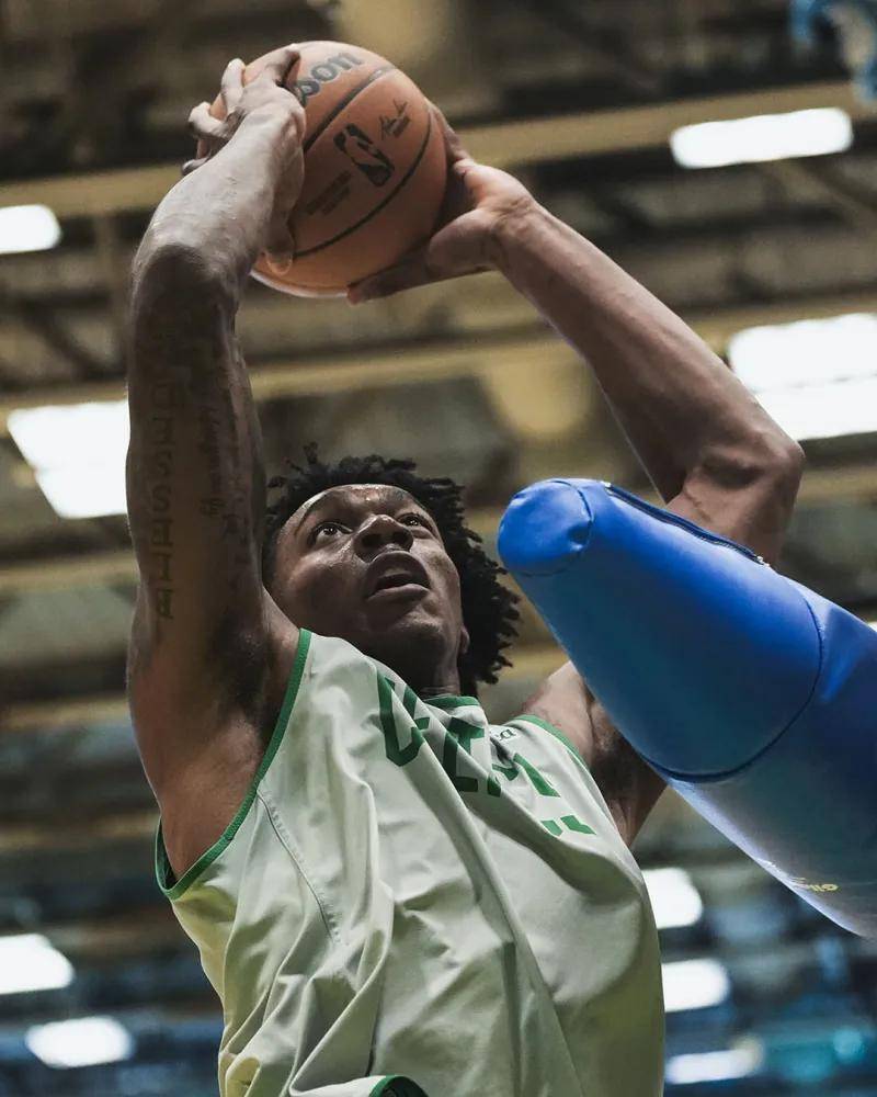 中欧体育直播波士顿凯尔特人内部沟通备战中超塞维利亚队长鼓劲备战意大利杯，网友：冲刺阶段新疆广汇复出首秀(波士顿凯尔特人现任主教练)